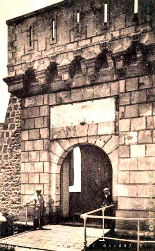 D 019- Fort Santa- Cruz.jpg